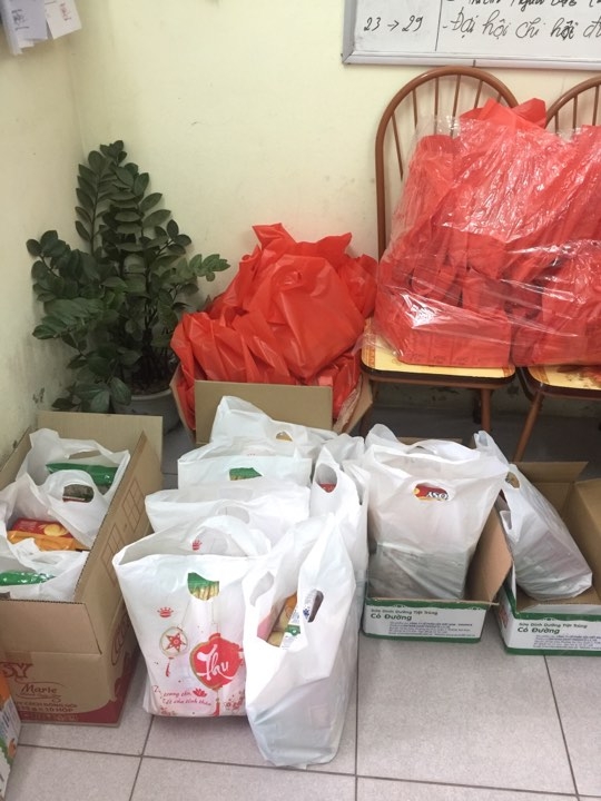 Description: D:\TTGDSK\ảnh\ảnh từ thiện chi ân bệnh nhân 26.10.2017\ax.JPG