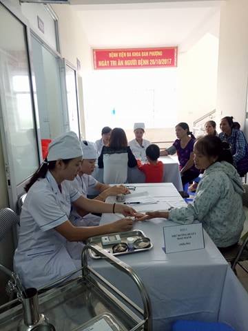 Description: D:\TTGDSK\ảnh\ảnh từ thiện chi ân bệnh nhân 26.10.2017\a.jpg