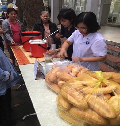 Description: D:\TTGDSK\ảnh\ảnh từ thiện chi ân bệnh nhân 26.10.2017\e.jpg